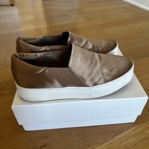 Vince Warren sneakers